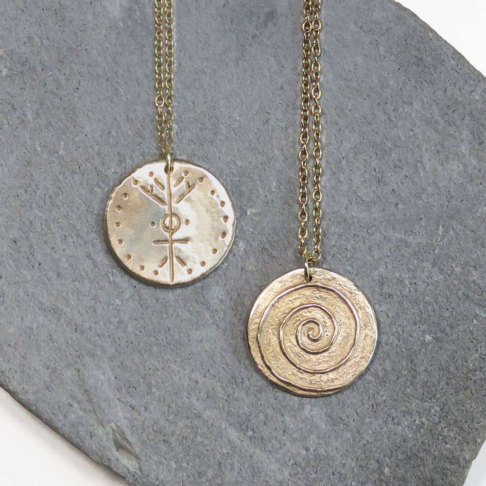 Obesek-kozmicne-povezave-ravnovesja-oba